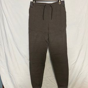 Men’s small joggers
